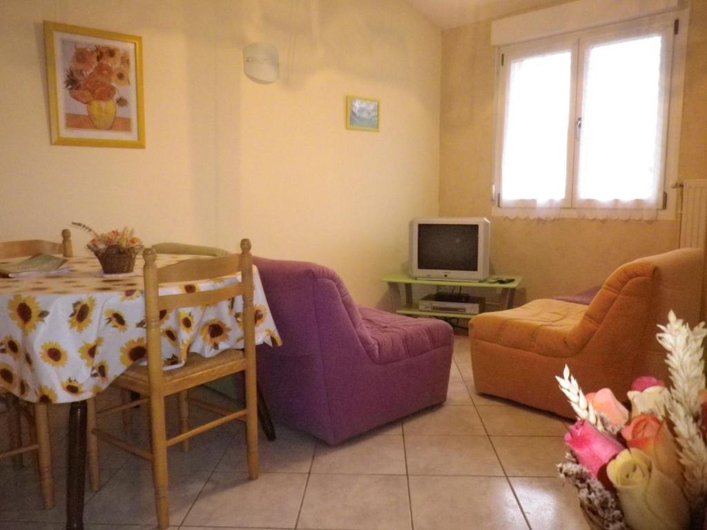 Chambre D'Hotes La Ferme Du Vallon Moirey Rum bild